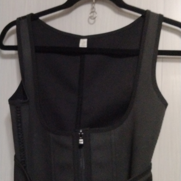 Body shapers SZ M color black 100%cotton 4%spandex in excellent condition - Picture 2 of 14